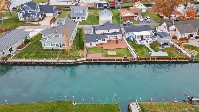 114 Interlochen Drive, Algonac, MI 48001