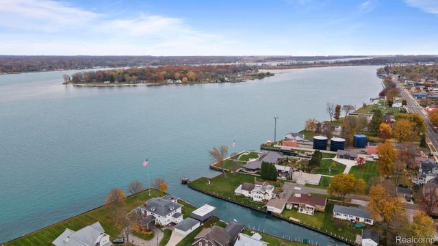 114 Interlochen Drive, Algonac, MI 48001