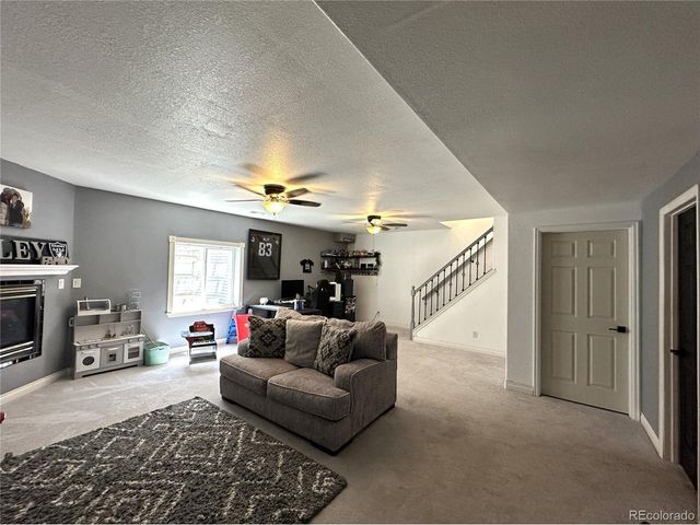 692 S Aguilar Dr, Pueblo West, CO 81007