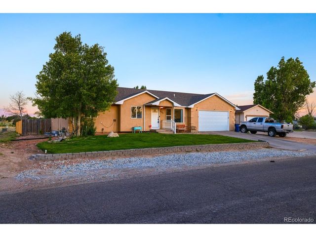 692 S Aguilar Dr, Pueblo West, CO 81007