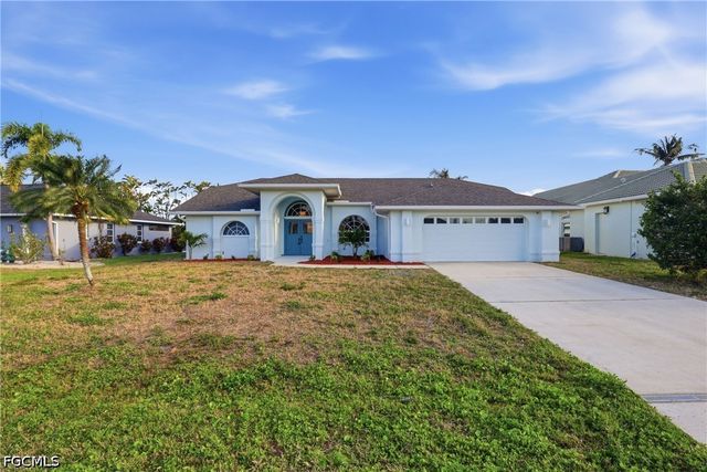 627 SW 56th ST, Cape Coral, FL 33914