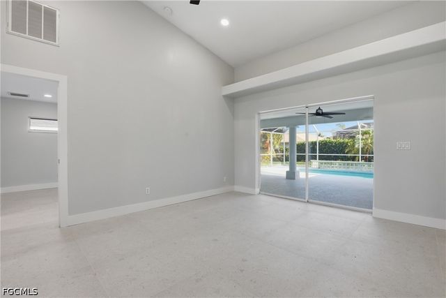 627 SW 56th ST, Cape Coral, FL 33914