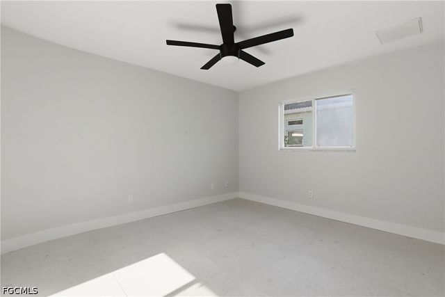 627 SW 56th ST, Cape Coral, FL 33914