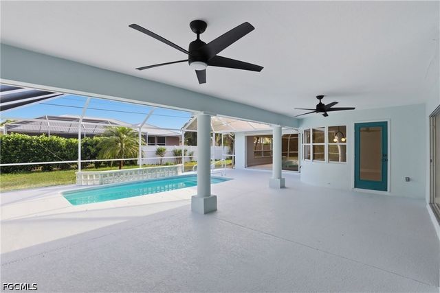 627 SW 56th ST, Cape Coral, FL 33914