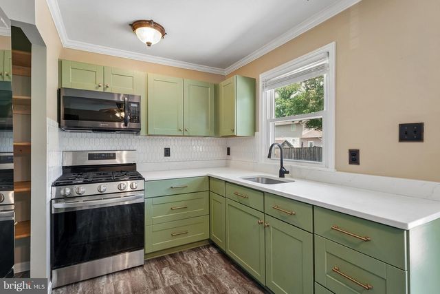 105 S CAROLINA AVE, Pasadena, MD 21122