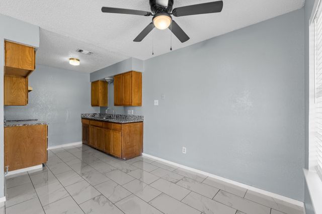 7318 Davis Boulevard, North Richland Hills, TX 76182