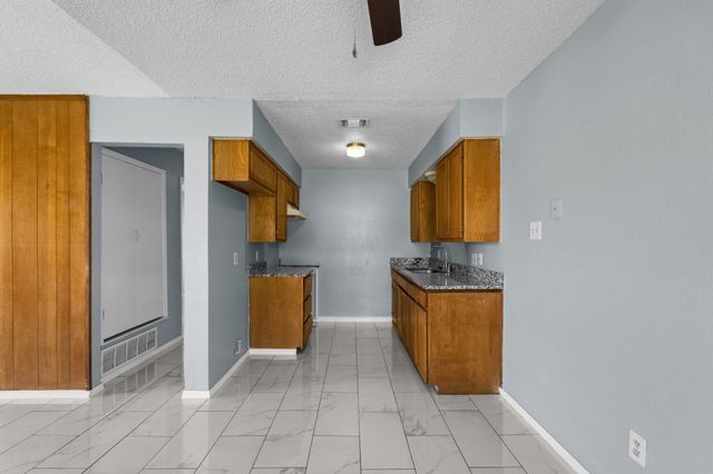 7318 Davis Boulevard, North Richland Hills, TX 76182