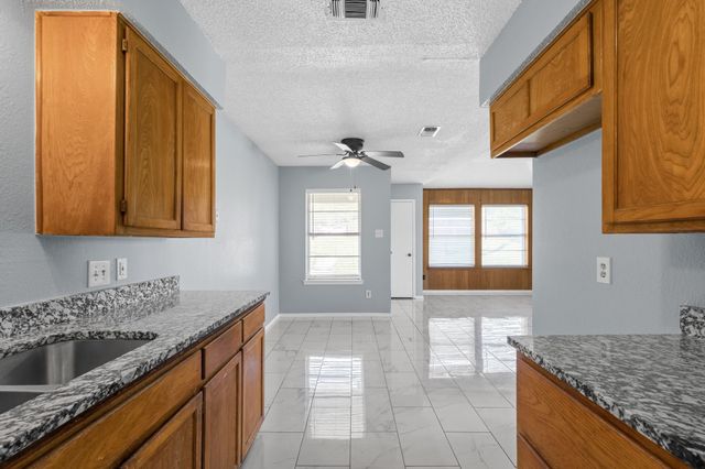 7318 Davis Boulevard, North Richland Hills, TX 76182