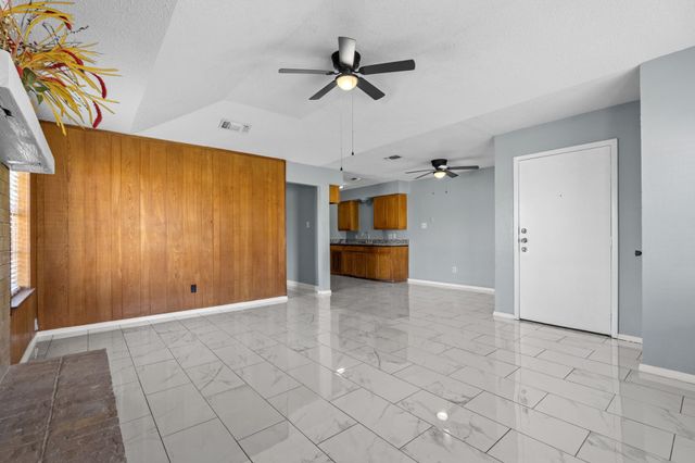 7318 Davis Boulevard, North Richland Hills, TX 76182