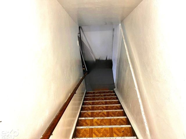 9521 Brace Street, Detroit, MI 48228