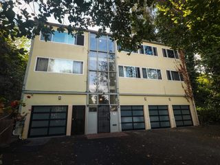 3026 Richmond Blvd, Oakland, CA 94611
