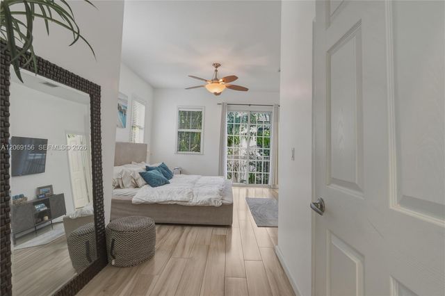 525 SW 18th Avenue 26, Fort Lauderdale, FL 33312