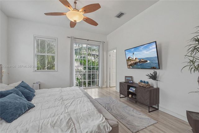 525 SW 18th Avenue 26, Fort Lauderdale, FL 33312
