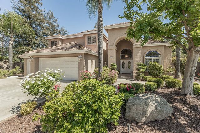 8466 N Dearing Avenue, Fresno, CA 93720