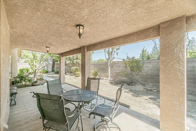 8466 N Dearing Avenue, Fresno, CA 93720