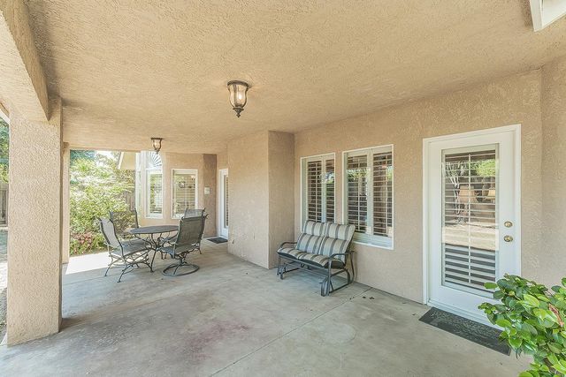 8466 N Dearing Avenue, Fresno, CA 93720