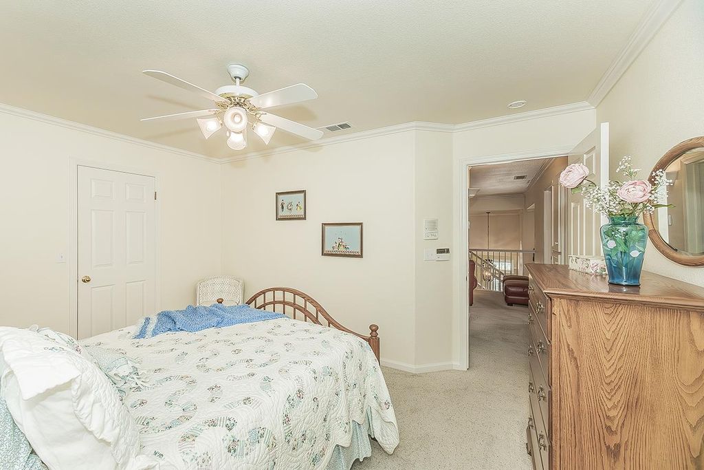 Image 55 of property listing at 8466 N Dearing Avenue, Fresno, CA 93720