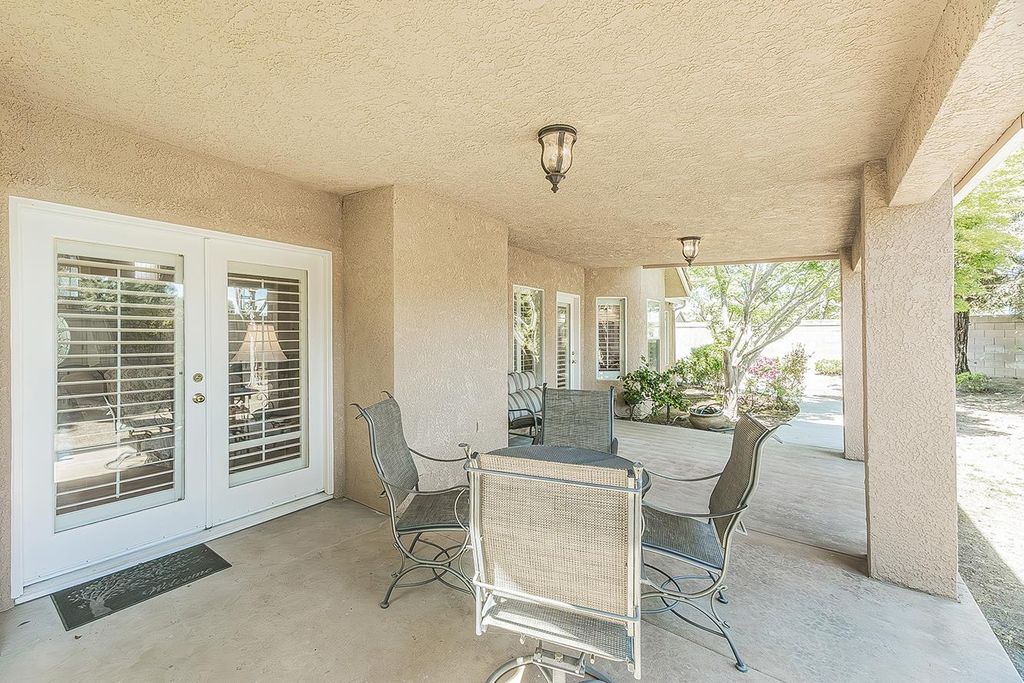 Image 57 of property listing at 8466 N Dearing Avenue, Fresno, CA 93720