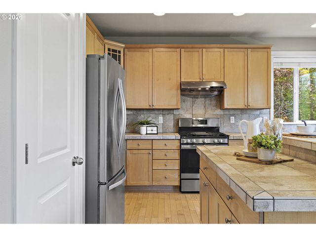 12712 Se DREAM WEAVER Ct, Happy Valley, OR 97086