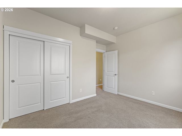 12712 Se DREAM WEAVER Ct, Happy Valley, OR 97086
