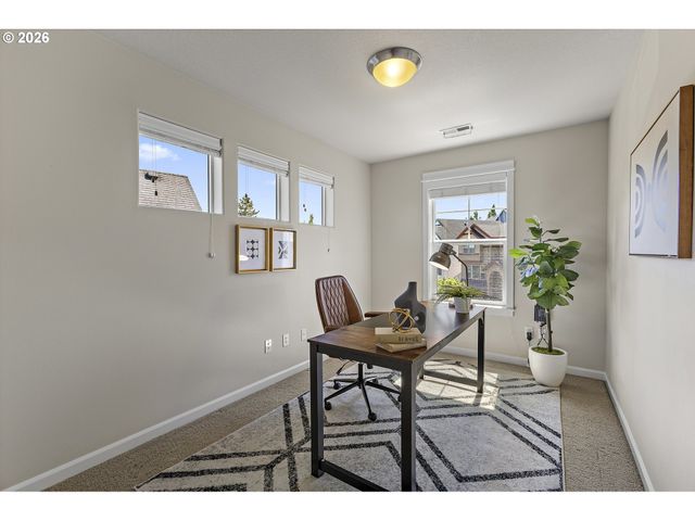 12712 Se DREAM WEAVER Ct, Happy Valley, OR 97086
