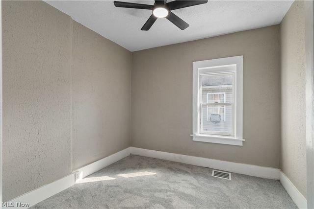 75 W Dartmore Avenue, Akron, OH 44301