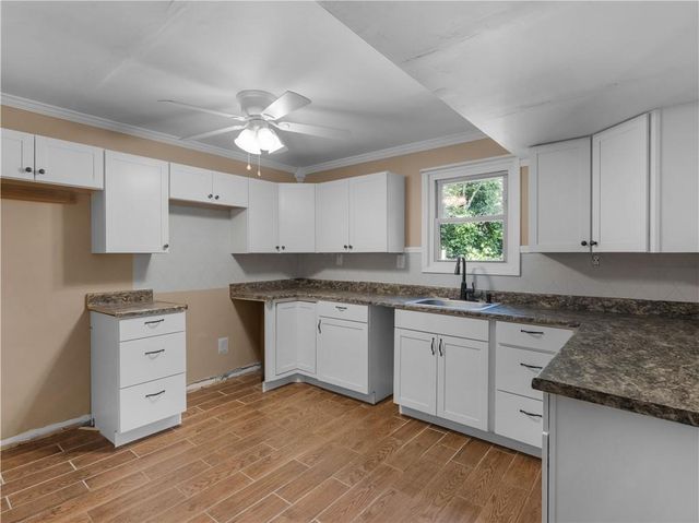 4123 Red Laurel Way, Snellville, GA 30039