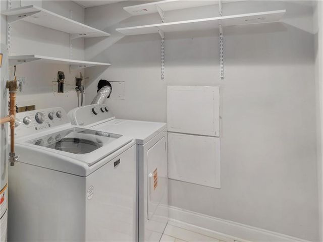 4123 Red Laurel Way, Snellville, GA 30039