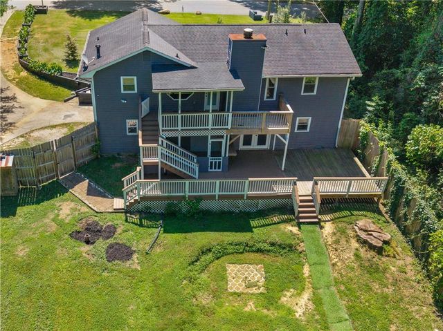4123 Red Laurel Way, Snellville, GA 30039