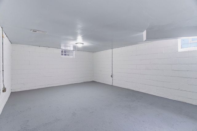 19400 Forrer Street, Detroit, MI 48235