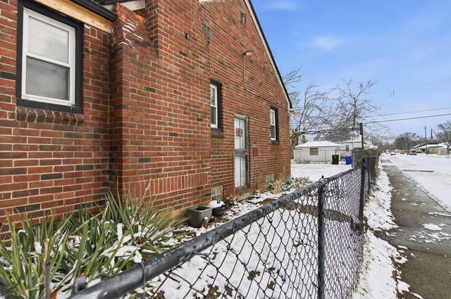 19400 Forrer Street, Detroit, MI 48235