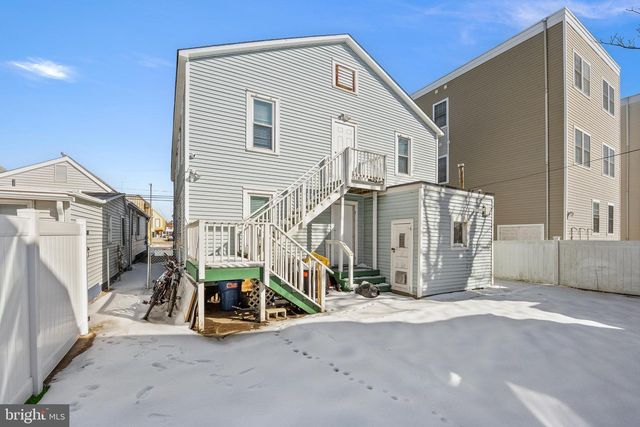 120 E SCHELLENGER AVE, Wildwood, NJ 08260