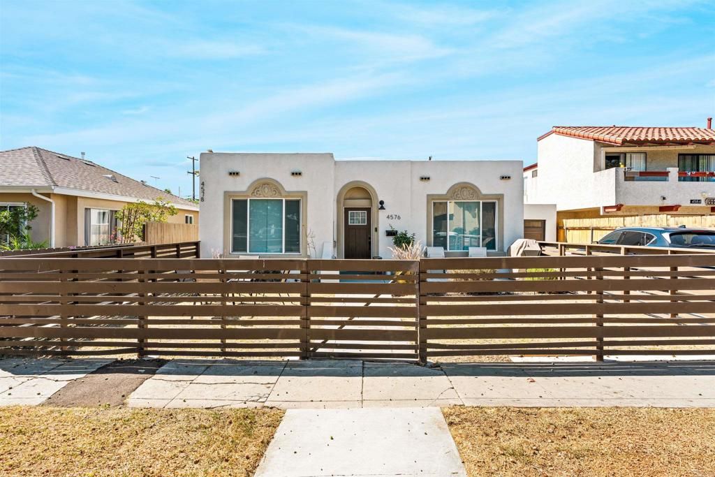 4576 4582 Felton Street, San Diego, CA 92116 — exterior