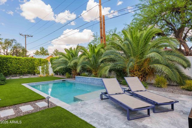 5309 N 33RD Street, Phoenix, AZ 85018