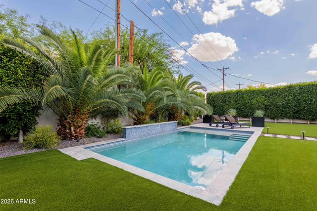 5309 N 33RD Street, Phoenix, AZ 85018