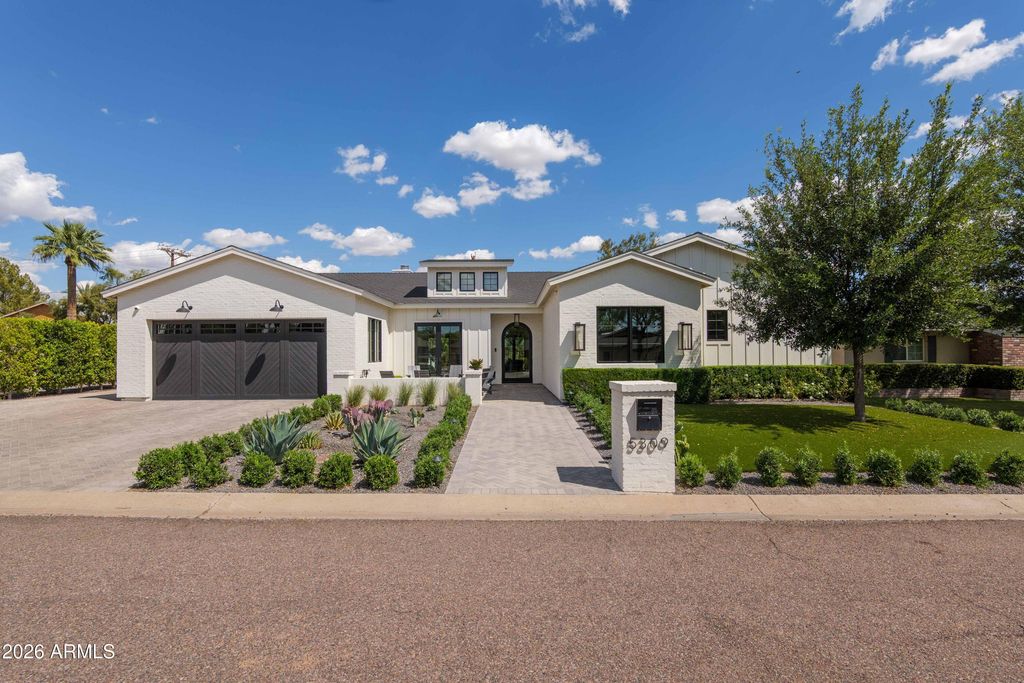 5309 N 33RD Street, Phoenix, AZ 85018