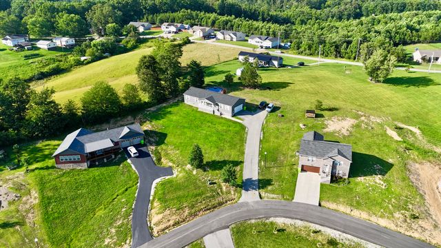 132 Bellwood Lane, Keavy, KY 40737