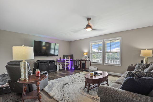 132 Bellwood Lane, Keavy, KY 40737