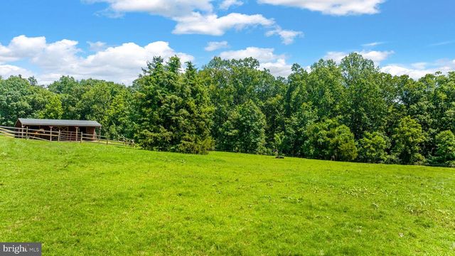 9467 OLD WATERLOO RD, Warrenton, VA 20186