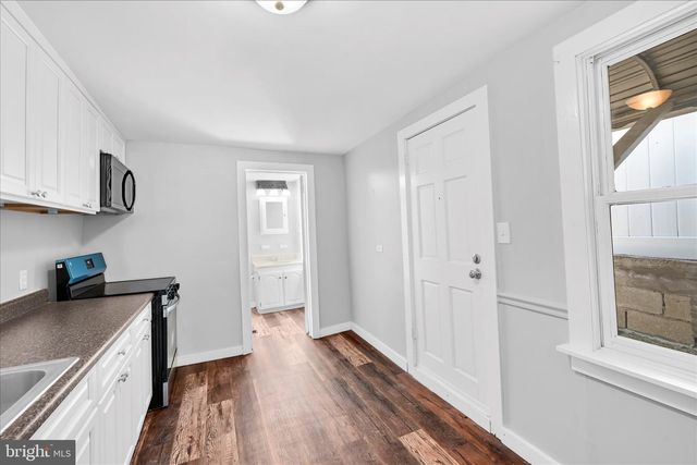 547 S 10TH ST, Reading, PA 19602