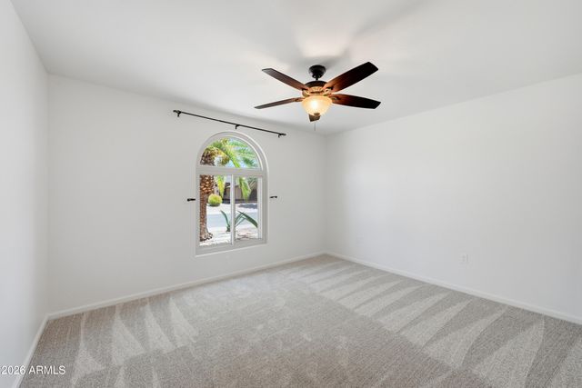 14411 W RAVENSWOOD Drive, Sun City West, AZ 85375