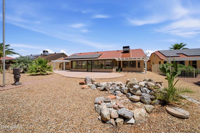 14411 W RAVENSWOOD Drive, Sun City West, AZ 85375