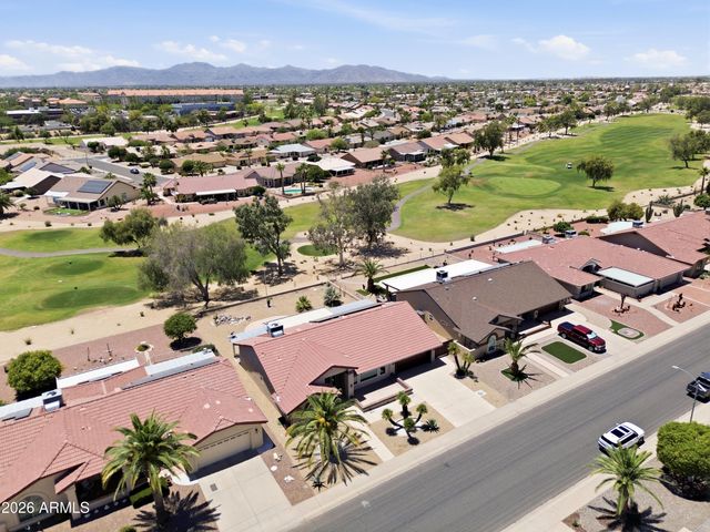 14411 W RAVENSWOOD Drive, Sun City West, AZ 85375