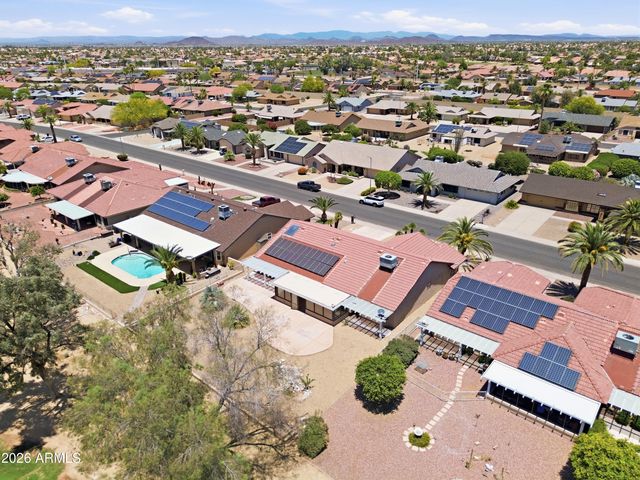 14411 W RAVENSWOOD Drive, Sun City West, AZ 85375