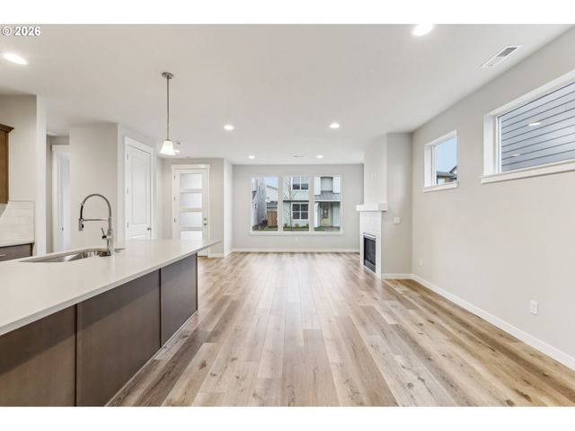 8424 Se Orion Ln, Hillsboro, OR 97123