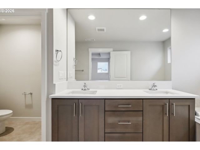 8424 Se Orion Ln, Hillsboro, OR 97123
