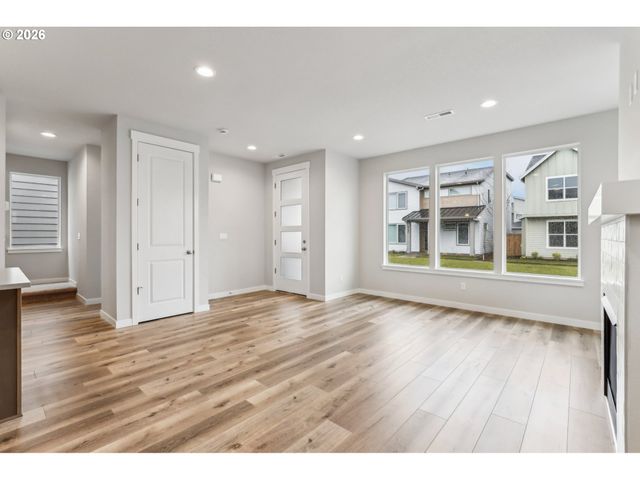 8424 Se Orion Ln, Hillsboro, OR 97123