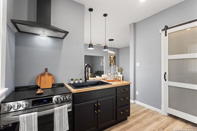 2506 Saunders Ave, San Antonio, TX 78207