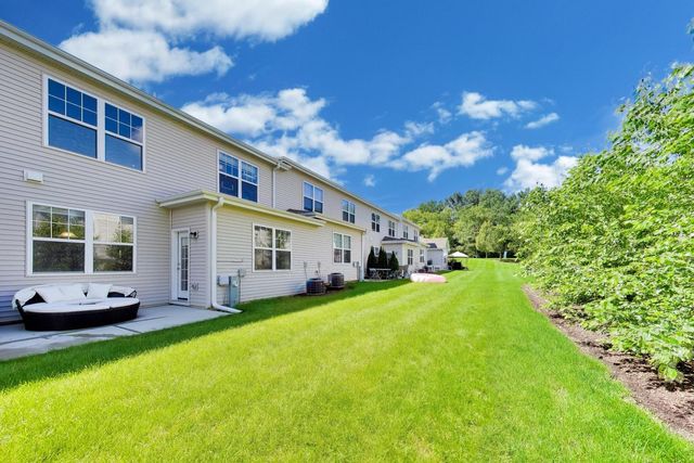 3810 Monica Lane 5, Johnsburg, IL 60051