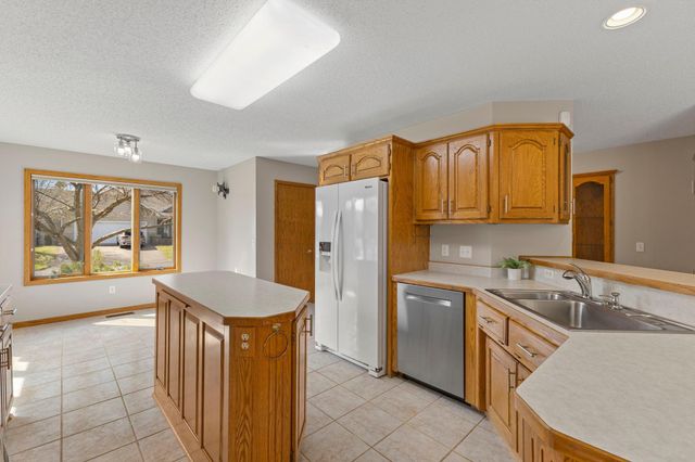 13617 Pierce Street NE, Ham Lake, MN 55304